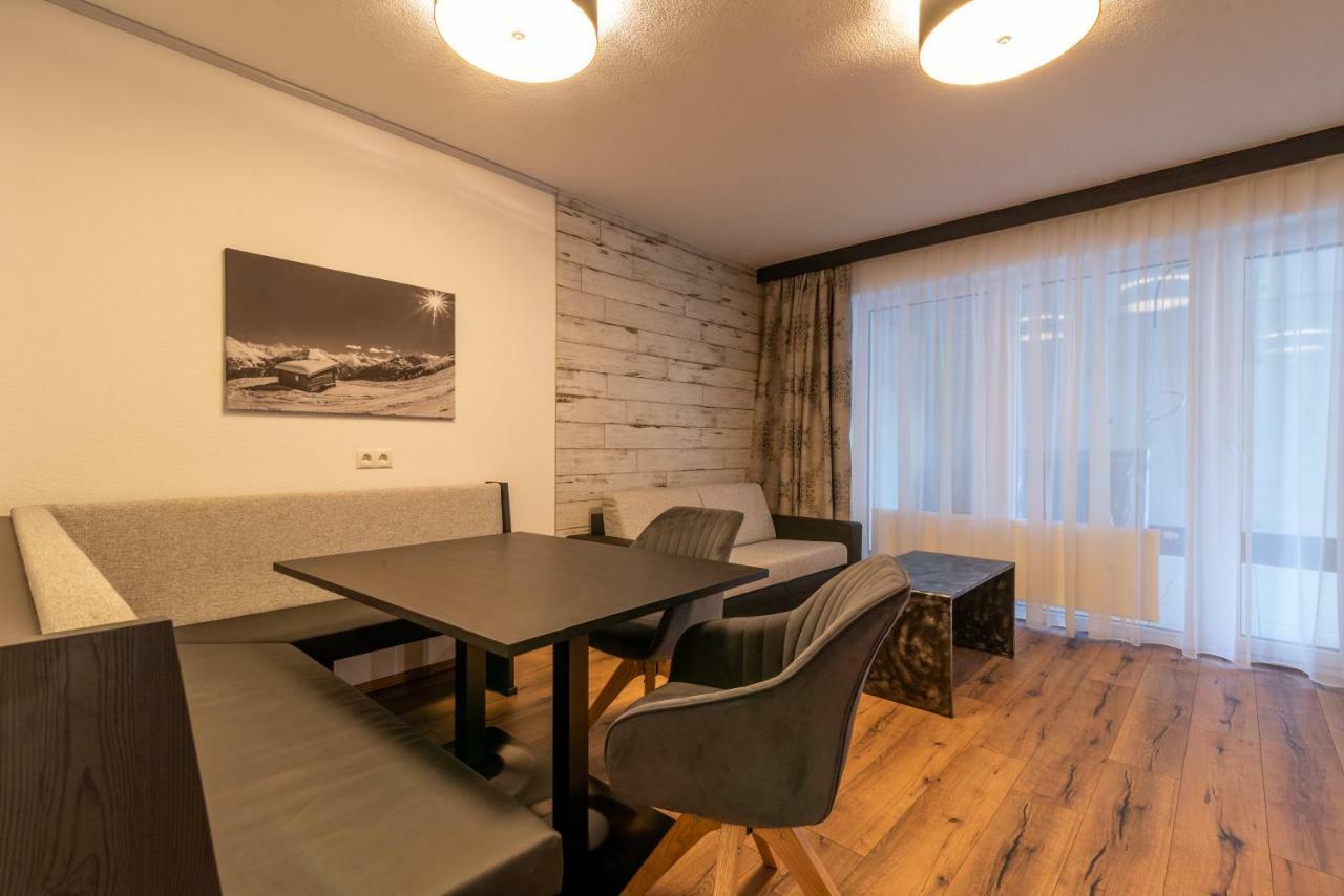 A Casa Rubin Chalet & Studio Resort Зёльден Экстерьер фото